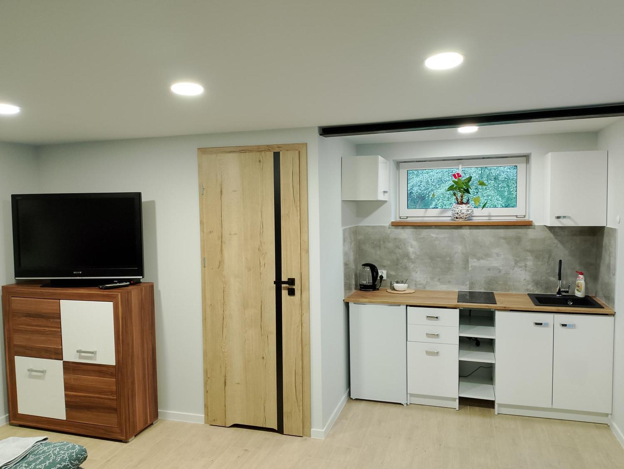 Apartament Z Ogrodem I Przemysl Bagian luar foto